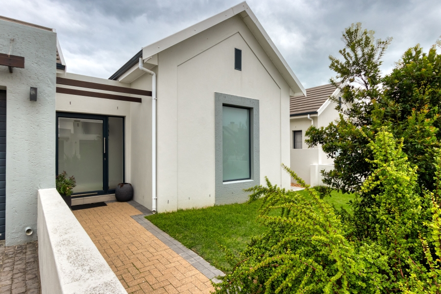 3 Bedroom Property for Sale in Sitari Country Estate Western Cape